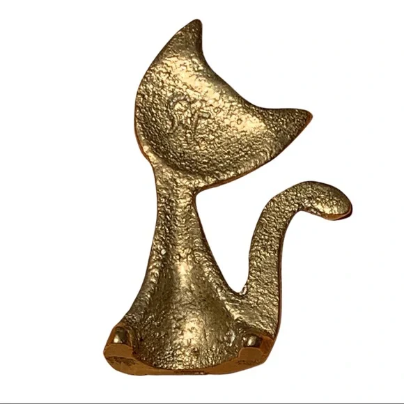 VTG Brass Kitty Cat Mini Figurine Gem Eyes Etched Anthropomorphic - Picture 2 of 2